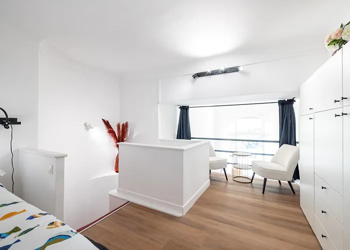 Astoria - Magnifique Duplex Lumineux à 100m Des Plages Menton